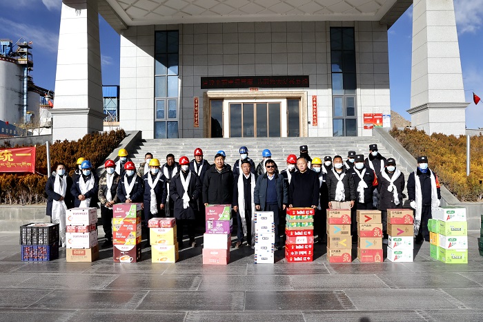 股份合照jpg - 副本.jpg